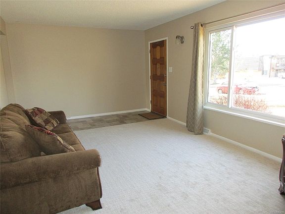 4th image of 8744 Mariposa St