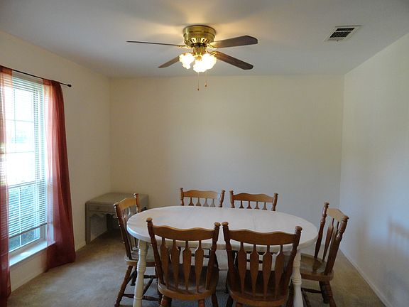 3rd image of 2135 Tampico Dr