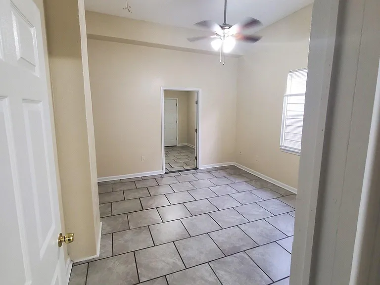 1705 Mandeville St — Photo 8