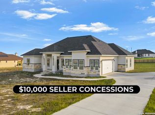 136 Summer Meadow, La Vernia, TX 78121