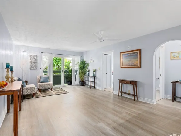 355 Aoloa St APT K204, Kailua, HI 96734