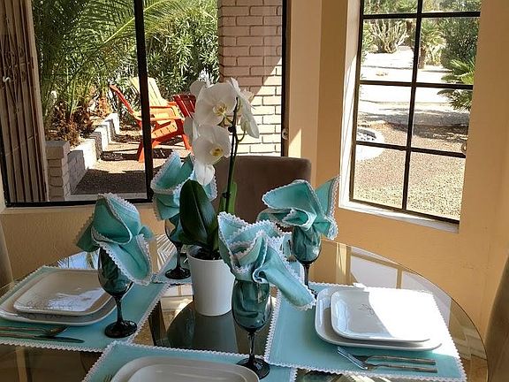 Mountain view dining