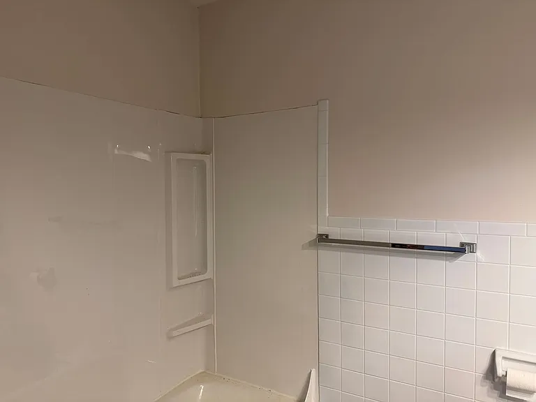565 West Ave — Photo 9