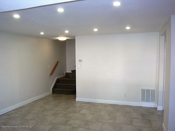 5th image of 424 Lisk Ave