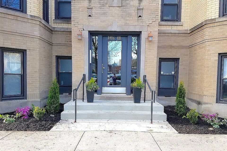 1st image of 3108 W Eastwood Ave APT 3