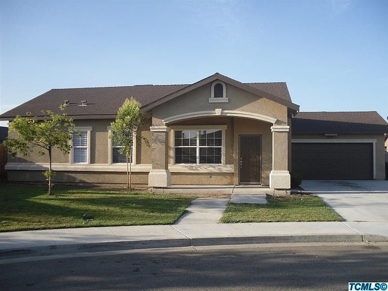 1st image of 379 Trinta Court