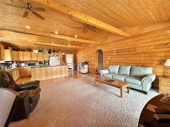 5th image of 20 Hidden Meadow Ln