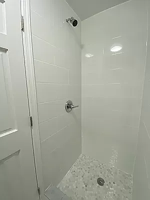 Rented by Compass | media 23