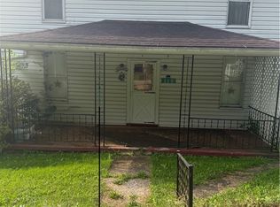 320 Greenfield Rd, Vanderbilt, PA 15486