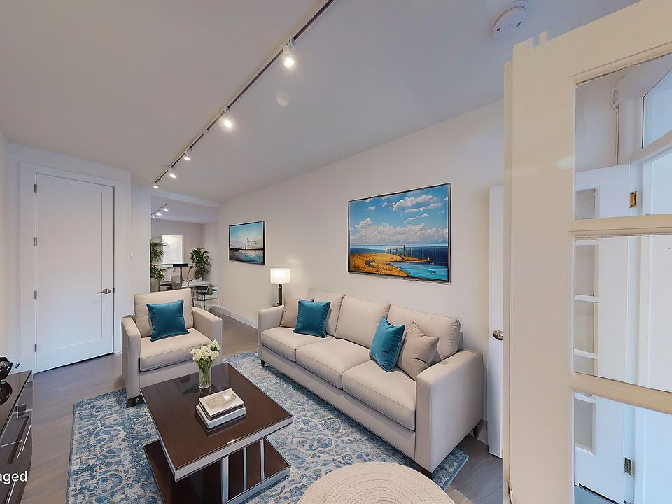 Livingroom Virtually Staged