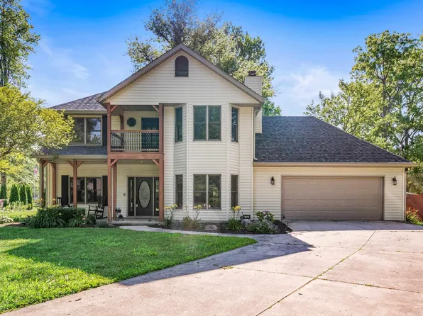 8704 N Rock Creek Ct, Muncie, IN 47303