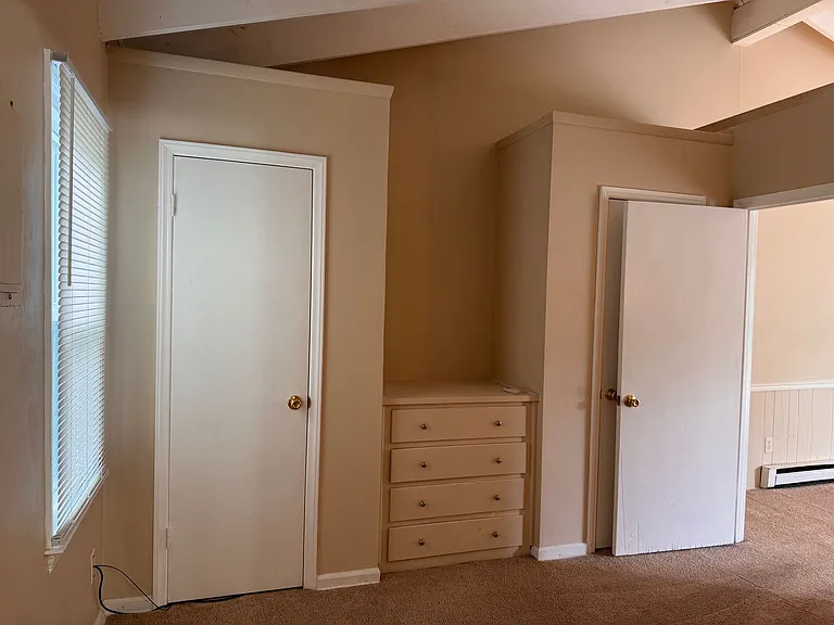 445 City View St — Photo 13