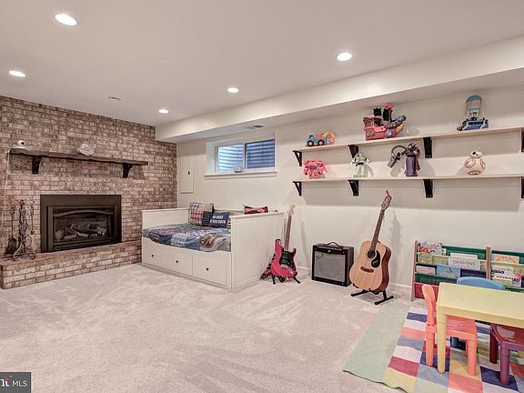 4th image of 8030 Bethelen Woods Ln