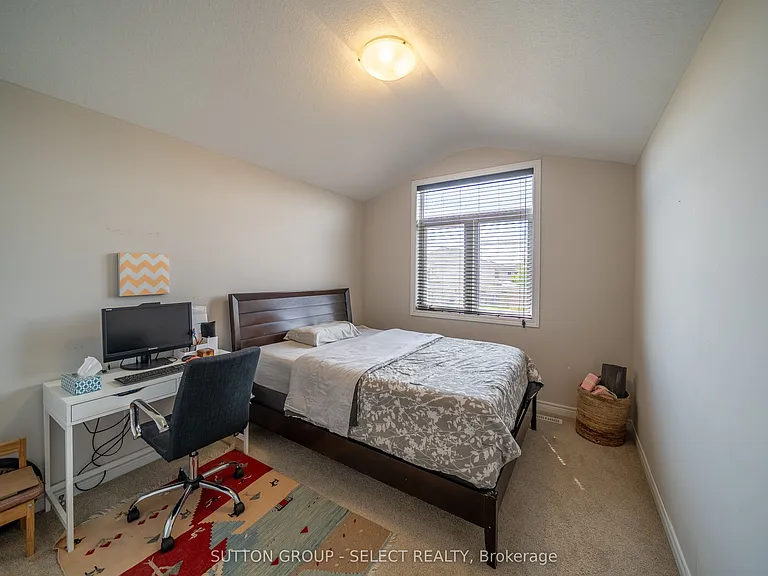 1825 Couldridge Way — Photo 21