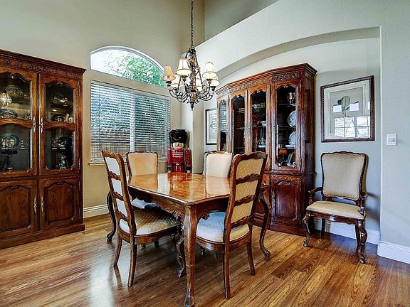 3rd image of 5249 Wyndham Oak Ln