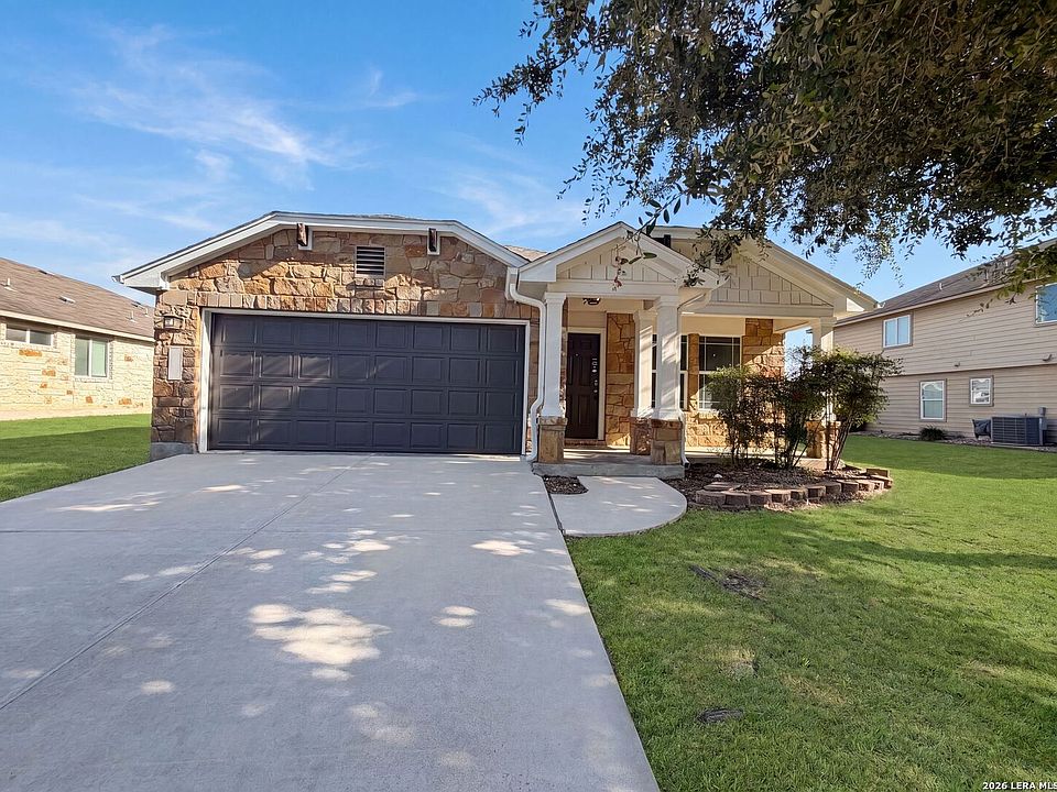 1st image of 2886 OAKBRANCH RDG
