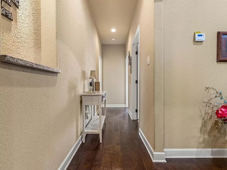 49 Panorama Dr — Photo 17