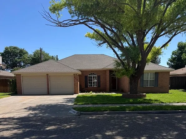 806 Dogwood Ave, Idalou, TX 79329