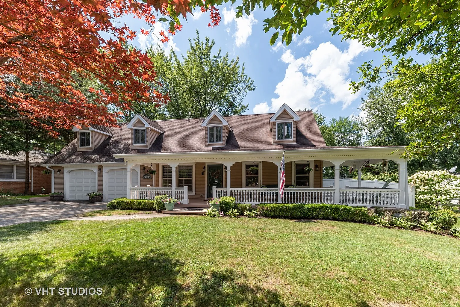 1194 Highland Rd photo 1