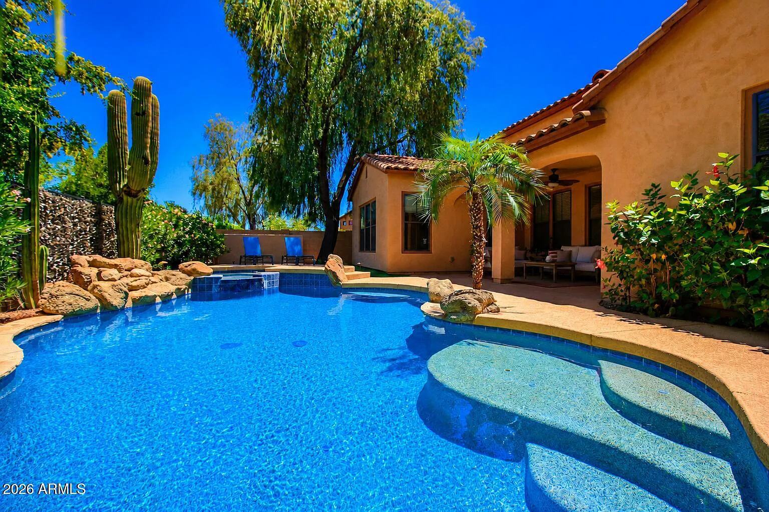 5 bed, 4.5 bath, 4678 sqft, $7,000 — Photo 1