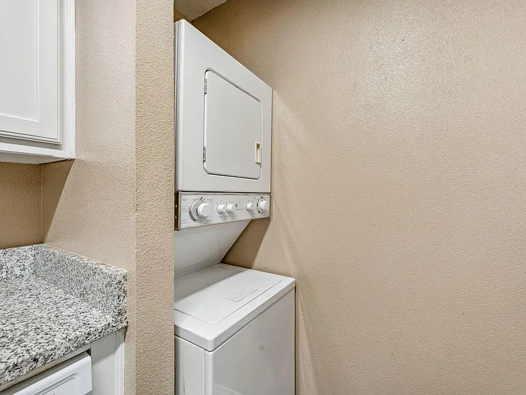 872 W Vanderbilt St #2102 — Photo 15