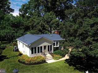 12091 Neale Sound Dr, Cobb Island, MD 20625