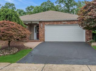 64 Murray Hill Ter, Marlboro, NJ 07746