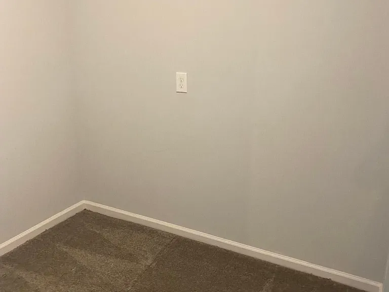 684 Carlsbad Dr — Photo 26