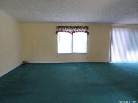 3rd image of 56 Whitley Oaks Ct