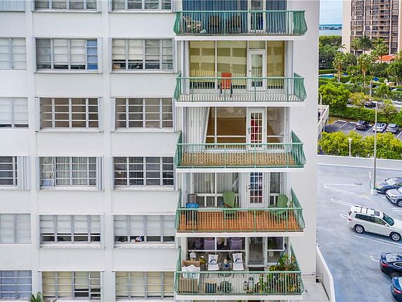 5th image of 1408 Brickell Bay Dr APT 618