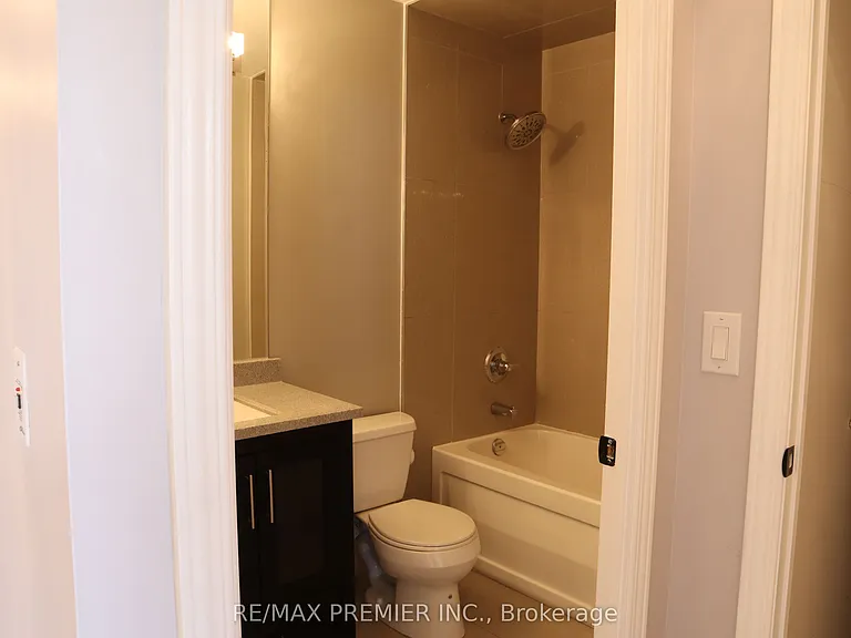 9225 Jane St #1506 — Photo 22