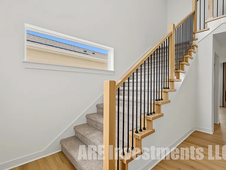 1194 NW Sproul Dr — Photo 9