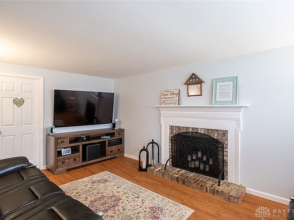 4th image of 1481 Edenwood Dr