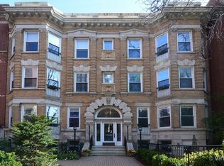 509 W Roscoe St #1B, Chicago, IL 60657