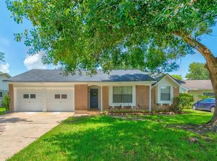 9859 Sagedowne Ln, Houston, TX 77089