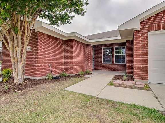 3rd image of 119 Pebble Creek Ln