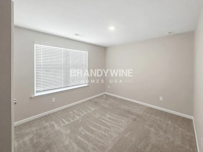 680 Friesland Dr — Photo 12
