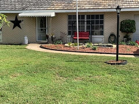 1st image of 9167 108th St