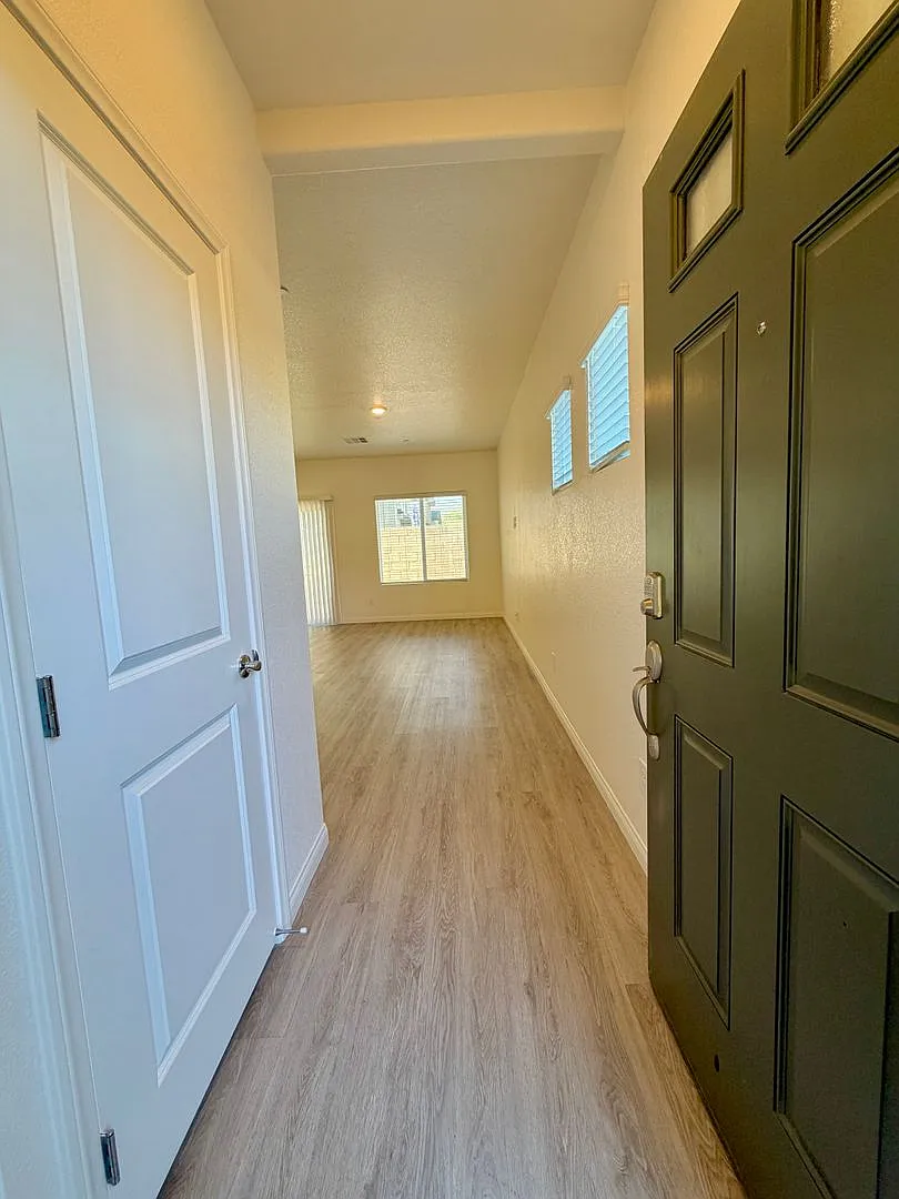 10051 Indigo Cliffs Street, Las Vegas, NV 89141 — Photo 3