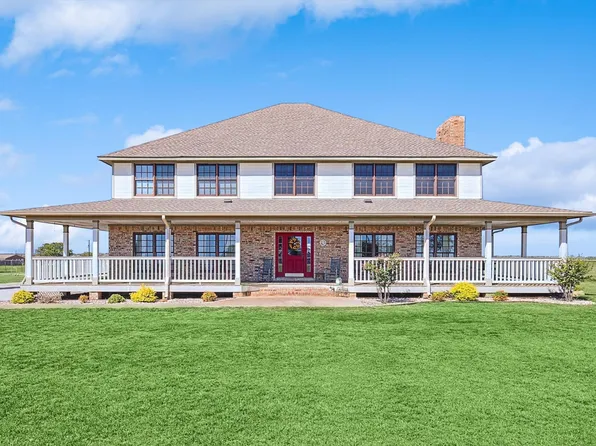 10452 Gregory Rd, Sanger, TX 76266