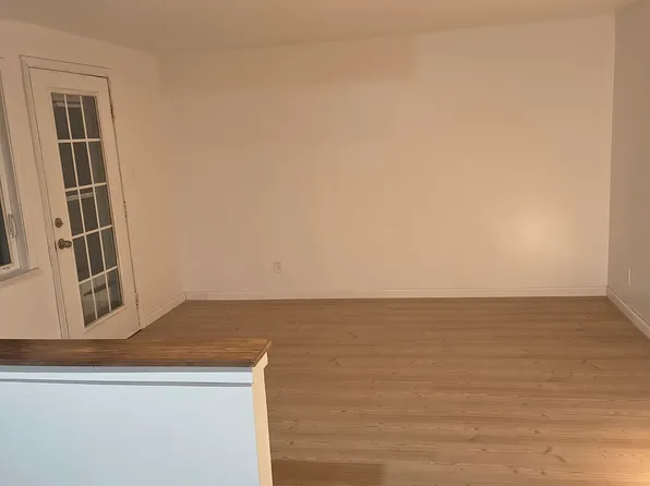 8 Berkely Way, New Castle, DE 19720