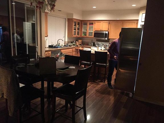 3rd image of 701 Calle Vista Verde