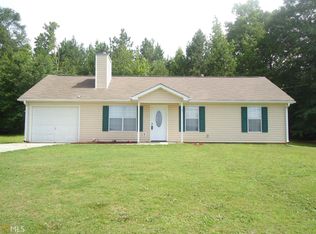 31 Canterbury Dr, Grantville, GA 30220