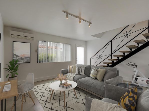 208 S Avenue 58 UNIT 4