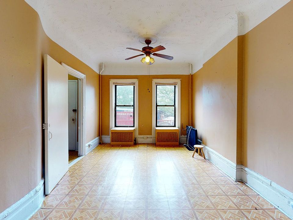 1st image of 390 Audubon Ave #1-2