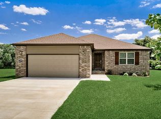 1510 SE 22nd St, Bentonville, AR 72712