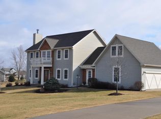 W4655 Pebble Dr, Elkhorn, WI 53121