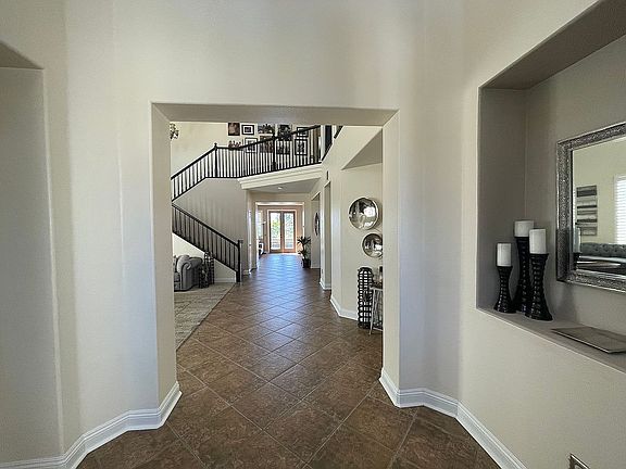 2nd image of 33402 Biltmore Dr