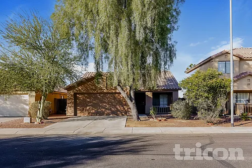 2114 S 114th Ln Photo 1