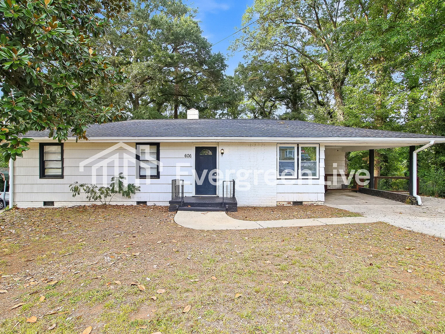 3 bed, 1.5 bath, 1000 sqft, $1,445 — Photo 1